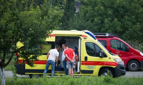 Djevojčica koju su roditelji u Rovinju ostavili po suncu u autu još je uvijek u teškom stanju