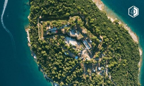 Kraftwerkov audiovizualni 3D spektakl oduševio prepunu Arenu