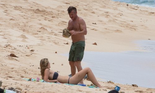 Sean Penn uživa na odmoru sa svojom 31 godinu mlađom djevojkom