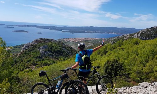 Naš bloger testirao je kako sa svojim bajkom javnim prijevozom doći do mora