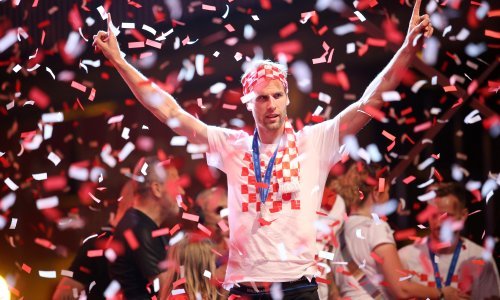 Hrvatski reprezentativac po kojem su najviše udarali sada igra utakmicu života; potpora stiže sa svih strana...