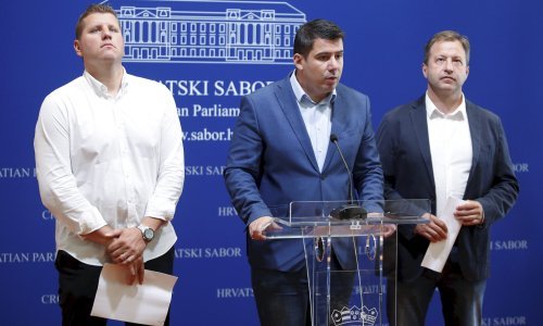 Most traži da Vlada odustane od porezne reforme