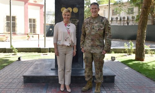 Grabar Kitarović očekuje političko rješenje afganistanskog sukoba