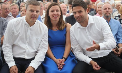 Bernardić tvrdi da se Vlada ponaša neodgovorno prema turizmu, brodogradnji i poljoprivredi