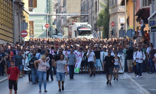 Nada za radnike Uljanika: Pronađeno rješenje za isplatu plaća za srpanj?
