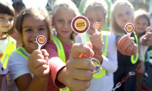 MUP poziva vozače na pojačan oprez zbog početka nove školske godine