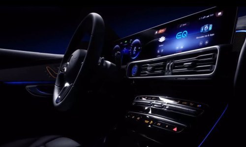 Mercedes ne odustaje od dugmadi. Ovo je interijer njihovog prvog električnog SUV-a