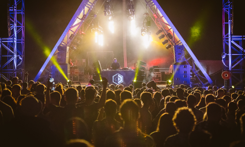 Maestralni Bonobov cjelovečernji nastup zatvorio je sedmi Dimensions festival