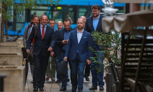 Potvrđena odluka o suspenziji četvorke iz Predsjedništva SDP-a