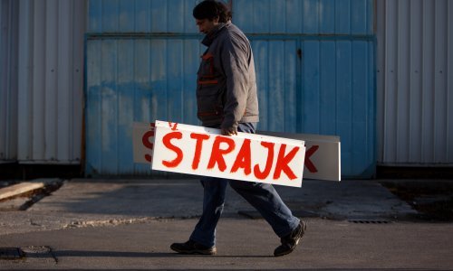 Novi problem za Vladu: Sindikati javnih službi prijete štrajkom