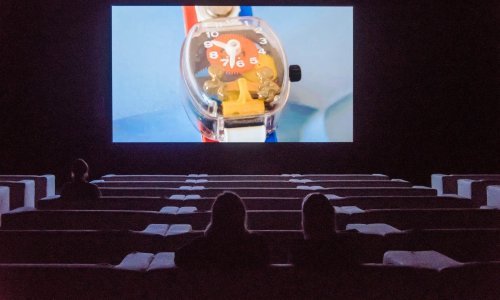 Kultni 24-satni video koji pokazuje točno vrijeme vraća se u London