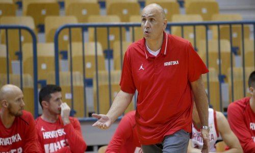 Dražen Anzulović iznenadio popisom; u reprezentaciju je vratio kapetana Cibone