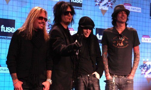 Legendarni bend Mötley Crüe ponovo se okuplja