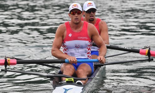 Braća Sinković na zastrašujuće dominantan način osvojili svjetsko zlato i ispisali veslačku povijest
