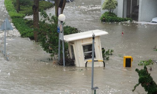 Tajfun Mangkut odnio četiri života u južnoj Kini