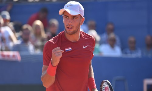 Borna Ćorić pregazio zbunjenog Australca i stigao do najboljeg rankinga u karijeri