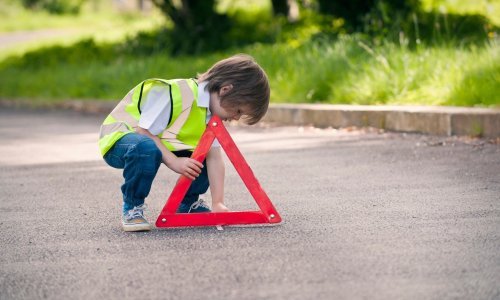 Bojite se pustiti dijete samo u školu? Ovi alati će vam pomoći da se opustite