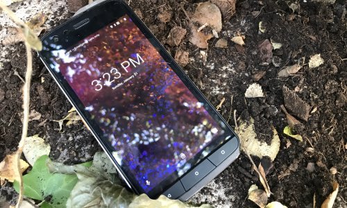 Isprobali smo CAT S61 - 250 grama težak tenk otporan na ekstremne temperature i prilično jake udarce