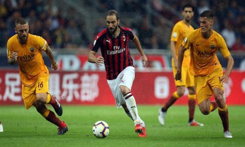 Prvo ga je Mandžo izgurao iz sastava, potom i Ronaldo, a nakon šest mjeseci napušta i Milan