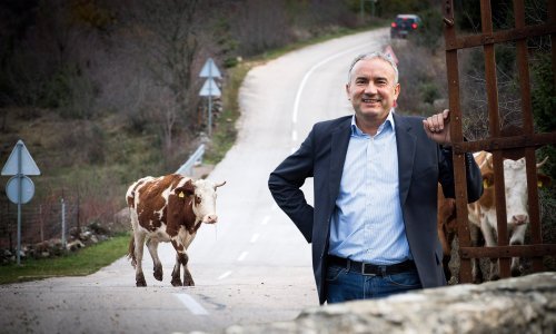 Bizarna priča iz male općine i muke po kamionu za smeće: Ma vi morate tu doć' i vidit'