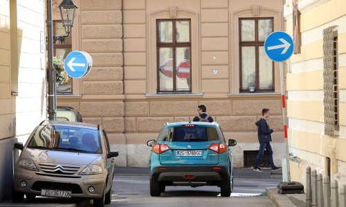 Je li obavezno skretanje desno ili lijevo? Pogledajte kako u Zagrebu zbunjuju vozače