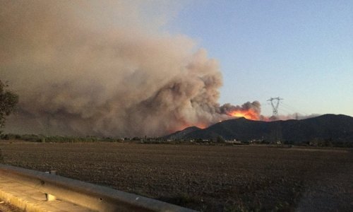 Vatrena stihija guta Toskanu, stotine ljudi evakuirane