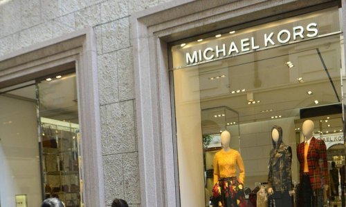 Američka modna kuća Michael Kors kupuje Versace za vrtoglavi iznos