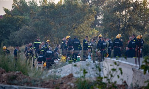 Požar na Marjanu pod nadzorom