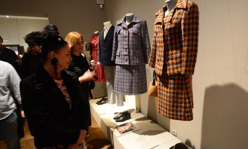 Zatvorena izložba 'Šezdesete u Hrvatskoj - mit i stvarnost'