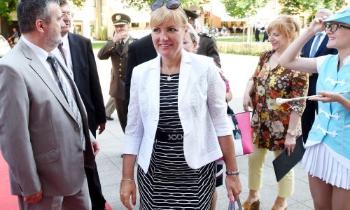 'Ako nemaju auto, trebaju ići pješice'