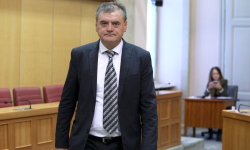HSS-ovac Vlaović: Kuščević od 2008. kuću u Nerežišćima nije proveo u katastru i gruntovnici