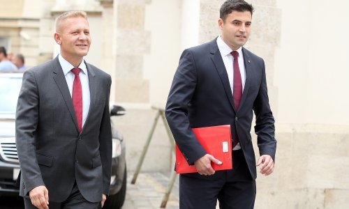 Oporba traži osnivanje istražnog povjerenstva ponukana aferom SMS; Bačić poručuje: Neće ići!