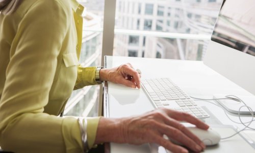 Pandemija negativno utječe na živote žena i ugrožava im karijeru