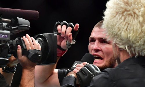 Pogledajte kaos koji je nastao nakon Khabibove pobjede! Tukli se i izvan kaveza