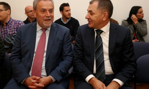 Bandić odbio iznositi obranu i odgovarati na pitanja u 'aferi štandovi'