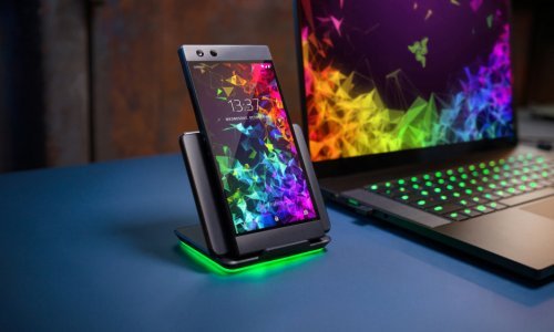 Razer predstavio Razer Phone 2 - skupocjeni telefon skrojen za mobilni gejming