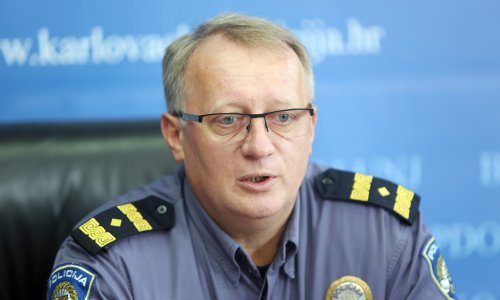 Karlovačka policija: Poginuli 10-godišnjak nepropisno i neoprezno prelazio cestu
