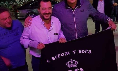 Zamjenik talijanskog premijera Salvini slikao se s četničkom zastavom