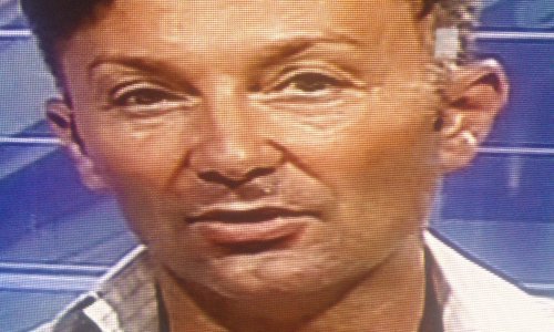 Kako ušminkani Petar Vlahov zavodi gledateljice