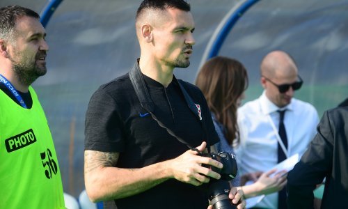 Lovren ni s čim izazvan Englezima ispričao što mu je Modrić priznao; očito je želio da svi to čuju