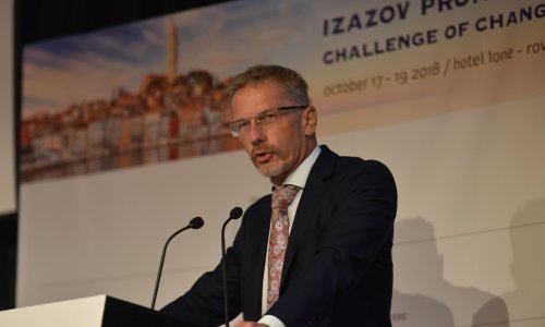 Vujčić: Hrvatska je čvrsto na putu u eurozonu, nećemo se odreći suvereniteta