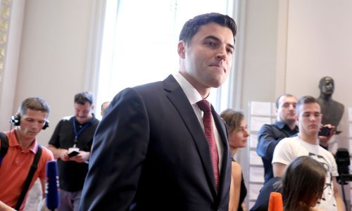 Povjerenstvo za sukob interesa pokrenulo postupak protiv Davora Bernardića i Sonje Čikotić