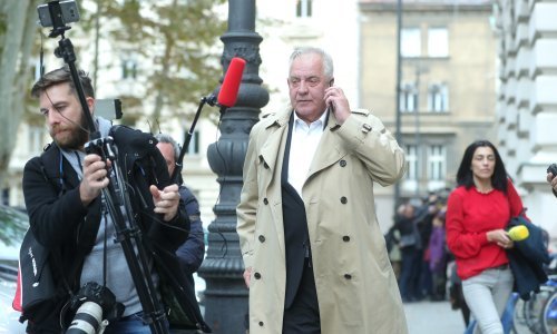 Sanadera novinari pitali od čega živi, evo što im je odgovorio