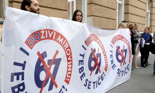 Sindikalci pred Saborom pozivali zastupnike da odbace mirovinsku reformu