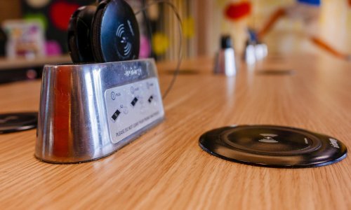 Bežični ili 'obični' punjač? Evo nekoliko savjeta