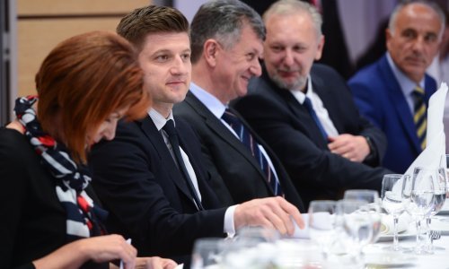 Kujundžić: Ministar financija se pribojava poskupljenja cigareta i alkohola