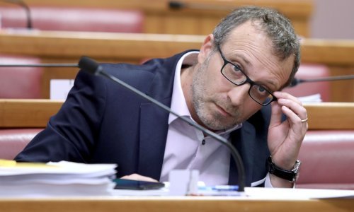 Sladoljev: Vlada čini sve da se Hrvati iz BiH isele