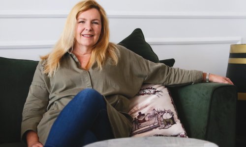 Moždani udar nije je zaustavio, borbu s bolešću pretvorila je u koristan hobi i poslovnu ideju