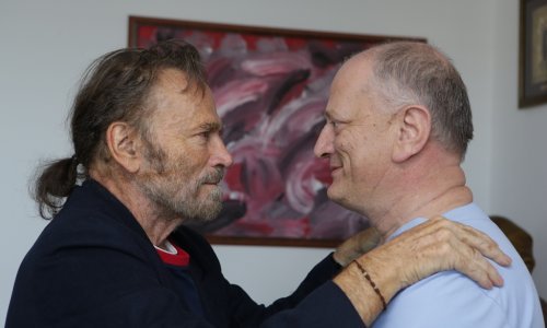 Istaknuti talijanski glumac Franco Nero zahtjevnu operaciju očiju obavio u hrvatskoj klinici