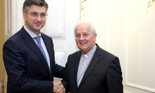 Plenković i biskup Komarica razgovarali o potpori Hrvatima u BiH